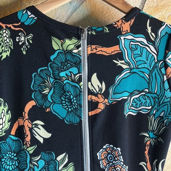 LuLaRoe Floral Amelia Dress - Picture 7 of 8